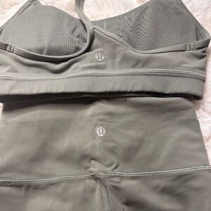 Lululemon Grey Sage Set Size 4